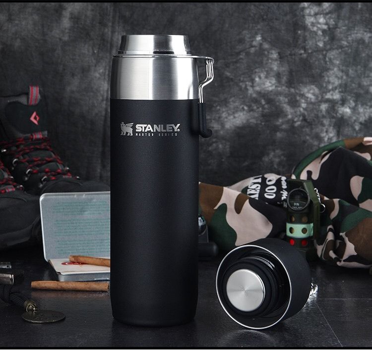 Bình giữ nhiệt Stanley Master Unbreakable Water Bottle