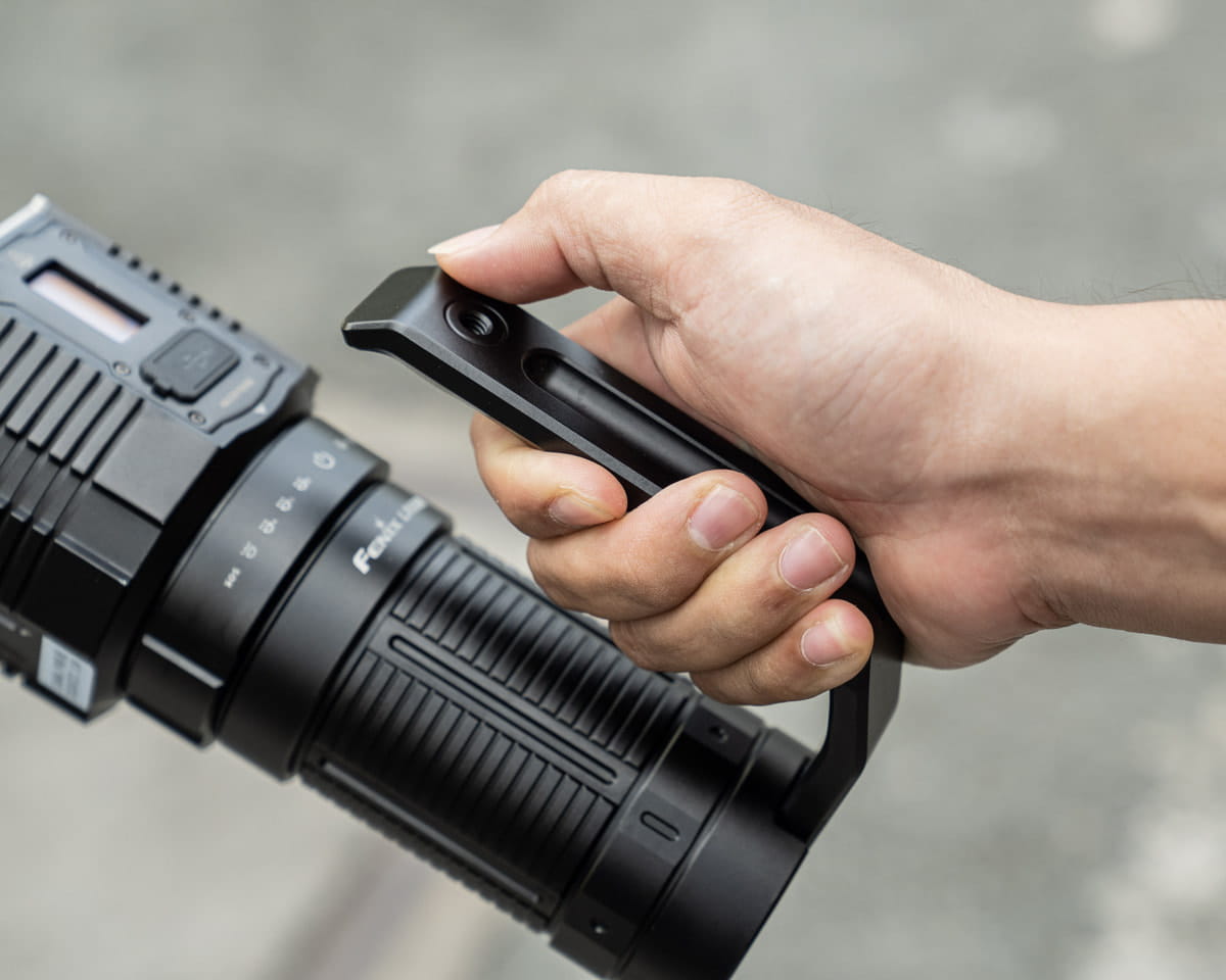 Tay cầm của đèn pin Fenix LR60R Tay cầm của đèn pin Fenix LR60R