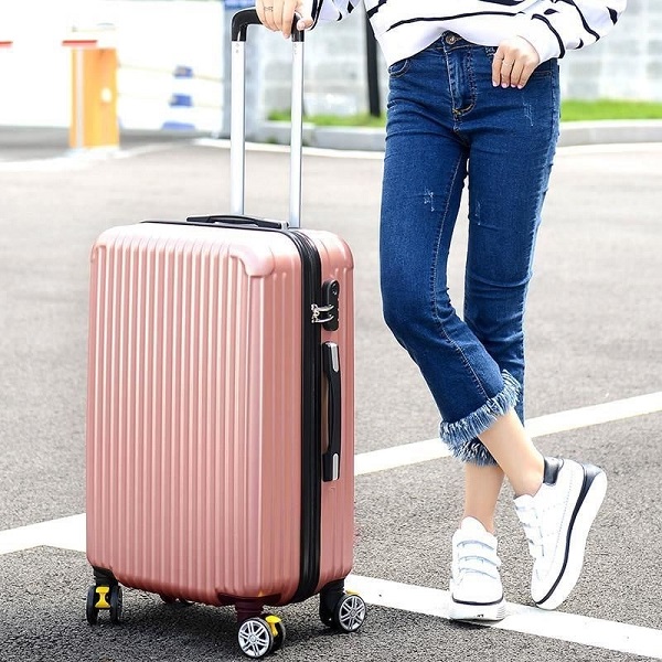 đồ dùng cần cho chuyến du lịch