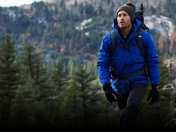 trang phục leo núi phù hợp